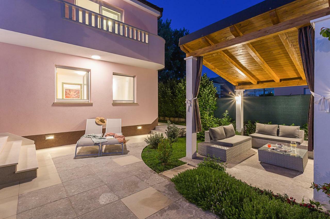 Villa Sweet Home Marija With Heated Pool Split Exteriör bild