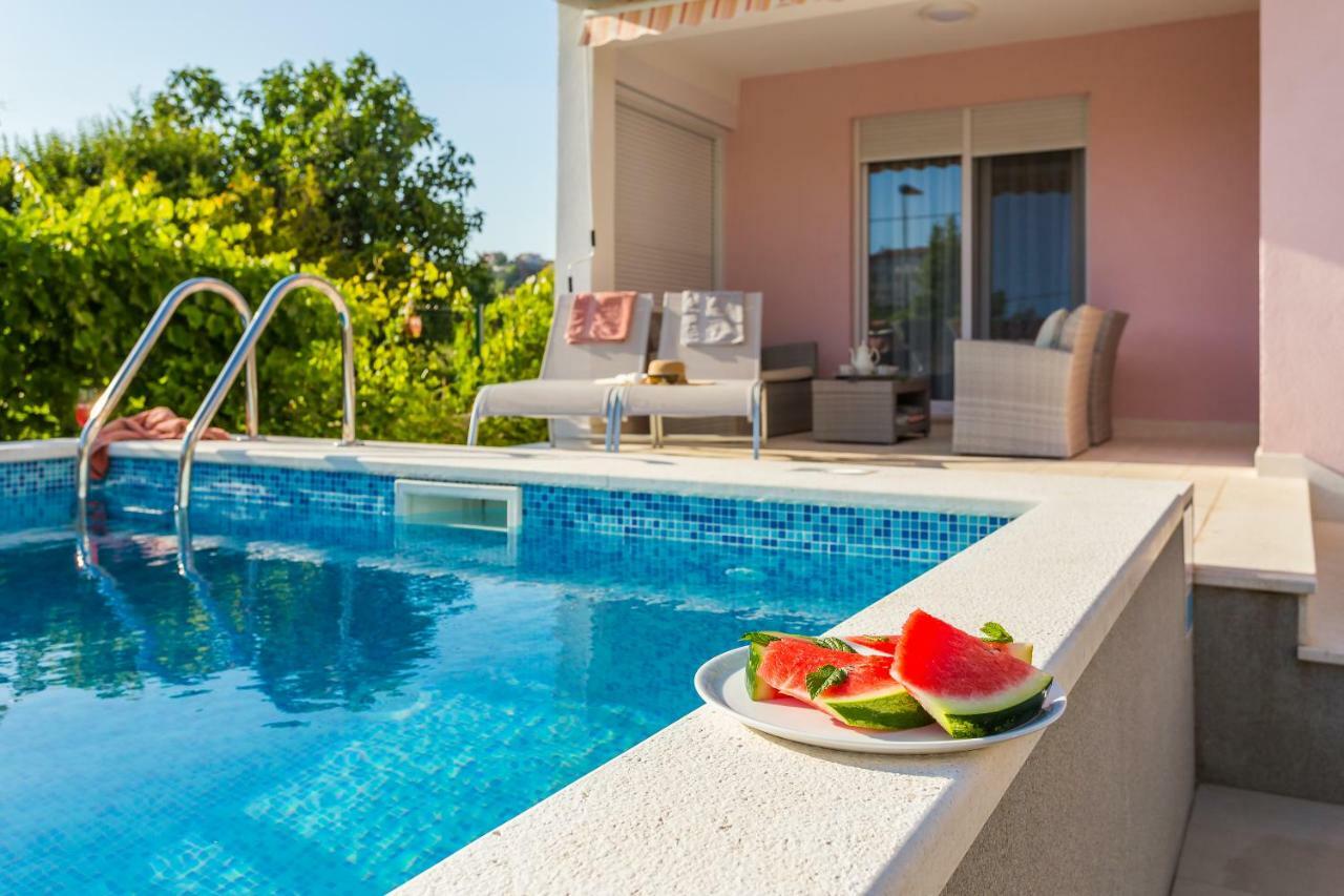 Villa Sweet Home Marija With Heated Pool Split Exteriör bild